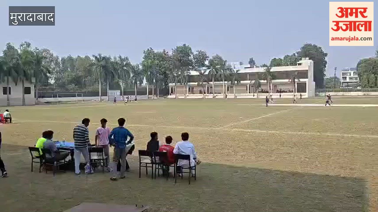 An exciting contest between players from Green Meadows and CL Gupta World School