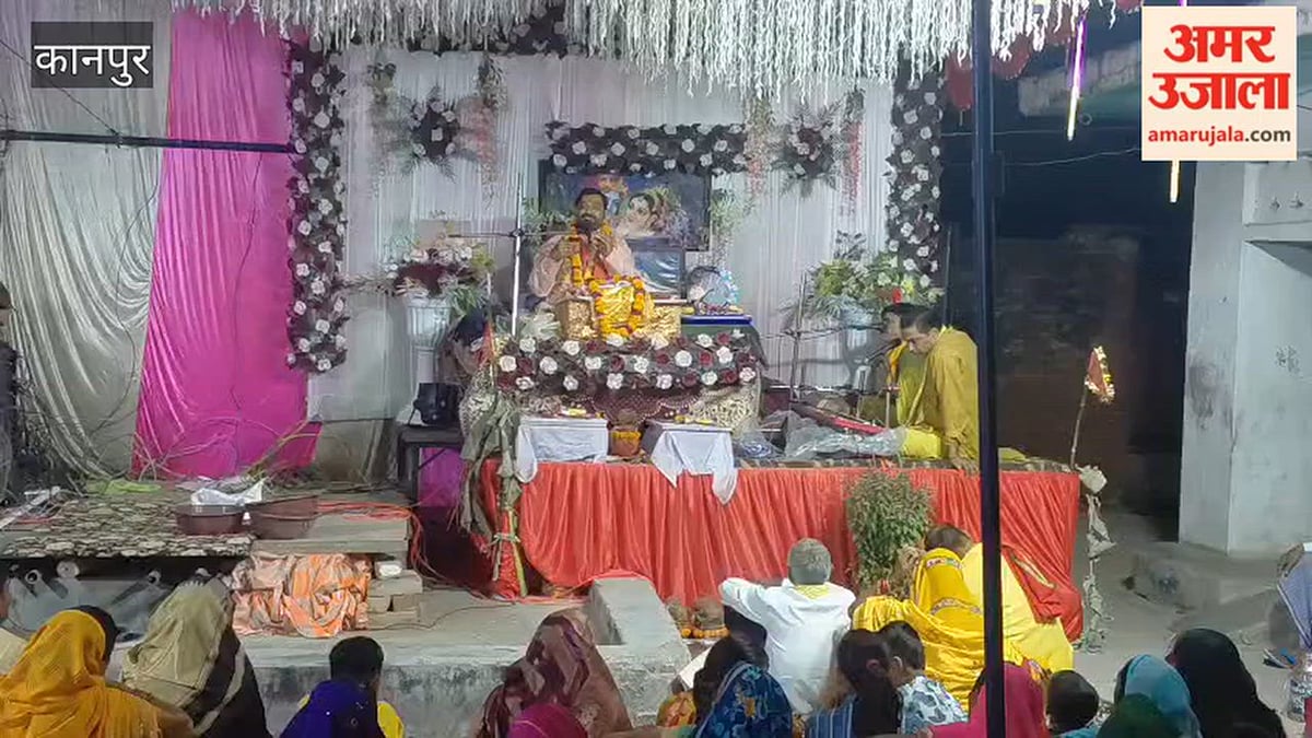 छतमरा में भागवत कथा में गूंजा अहंकार त्याग का संदेश, आचार्य ने सुनाई गोवर्धन पूजा की कथा