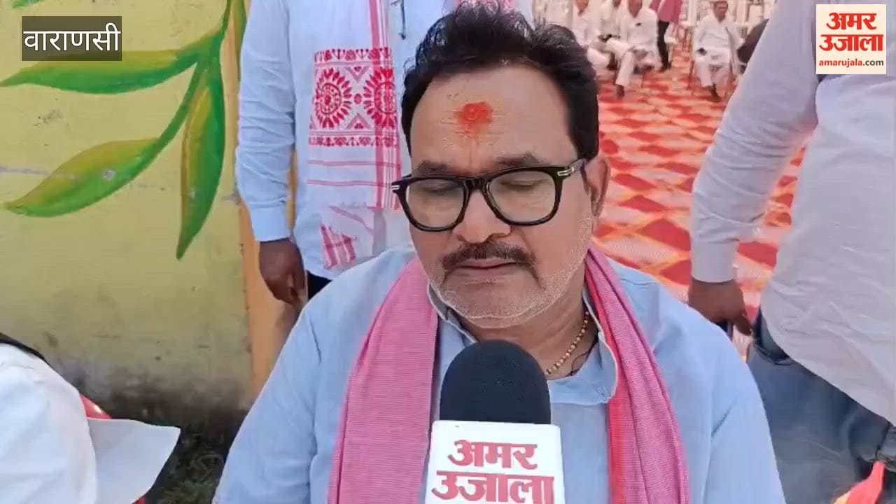 SP leaders watch overnight Pahariya Mandi stating administration has become negligent