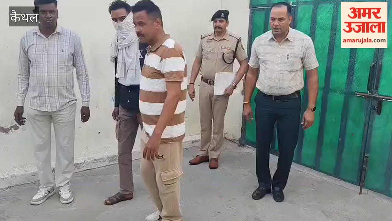 The Anti-Extortion Cell apprehended an accused with 500 grams of charas (cannabis resin) within the jurisdiction of the Sadar police station.