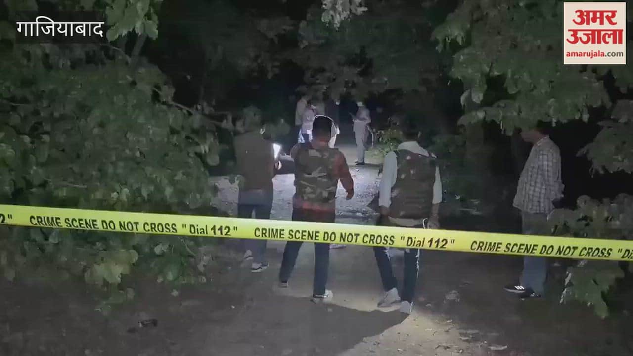 Dharmendra Tiddi criminal with a bounty of one lakh rupees killed in Ghaziabad three police personnel also injured in encounter