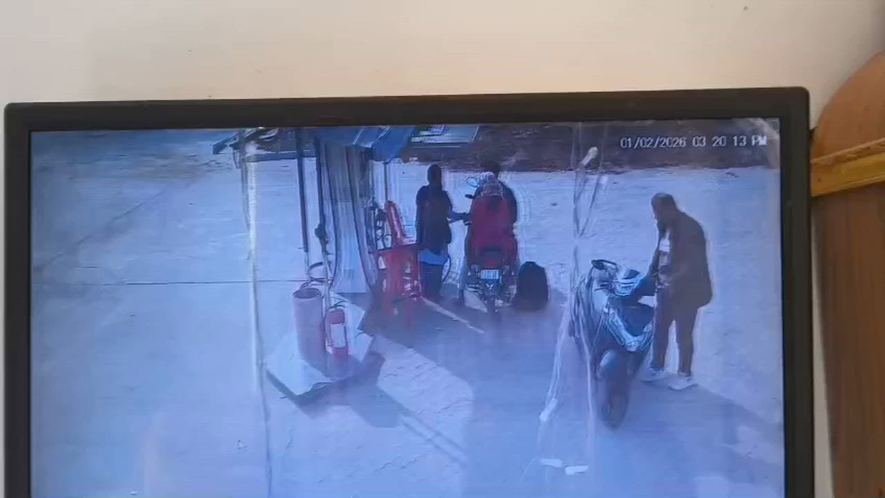 CCTV खंगाल रही पुलिस